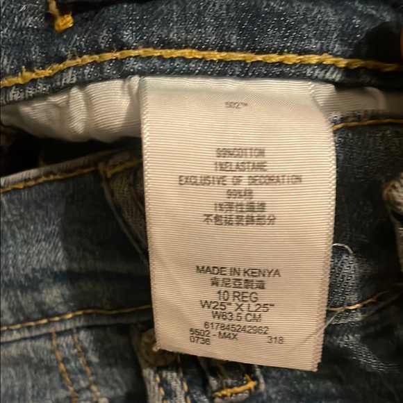 Levi's Classic Straight Blue Jeans - Picture 3 of 7